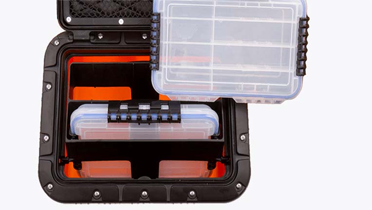 pac pivoting tackle management system